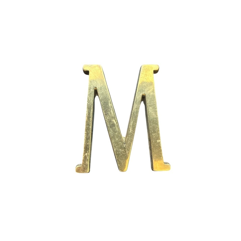 Letra M 20 cms  Bronce Pulido