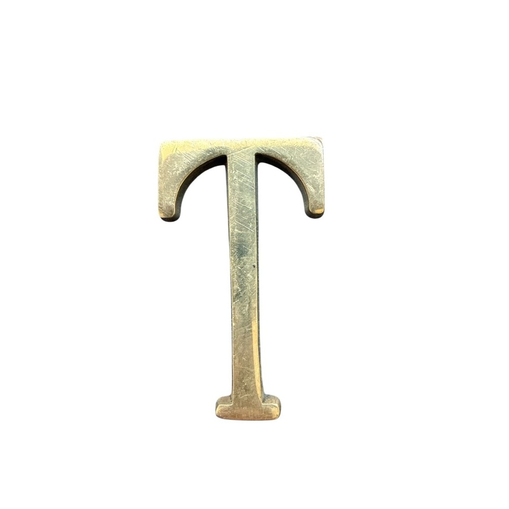 Letra T 20 cms Bronce Pulido